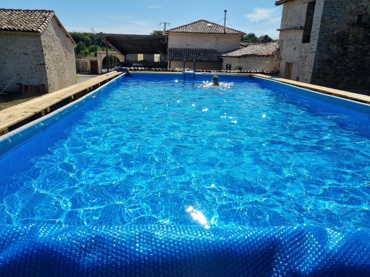Le Verger Des Noyer Relaxing Getaway With Private Pool Mairé-l'Eveseault Eksteriør bilde
